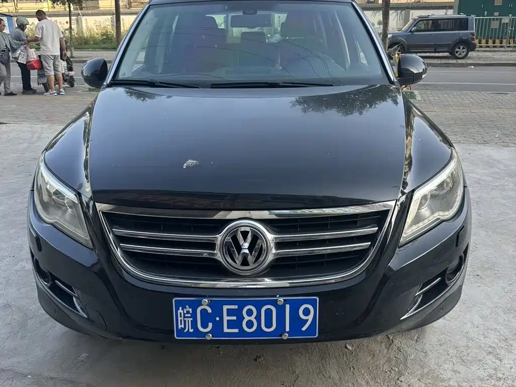 Volkswagen Tiguan 2009 2.0TSI Luxury