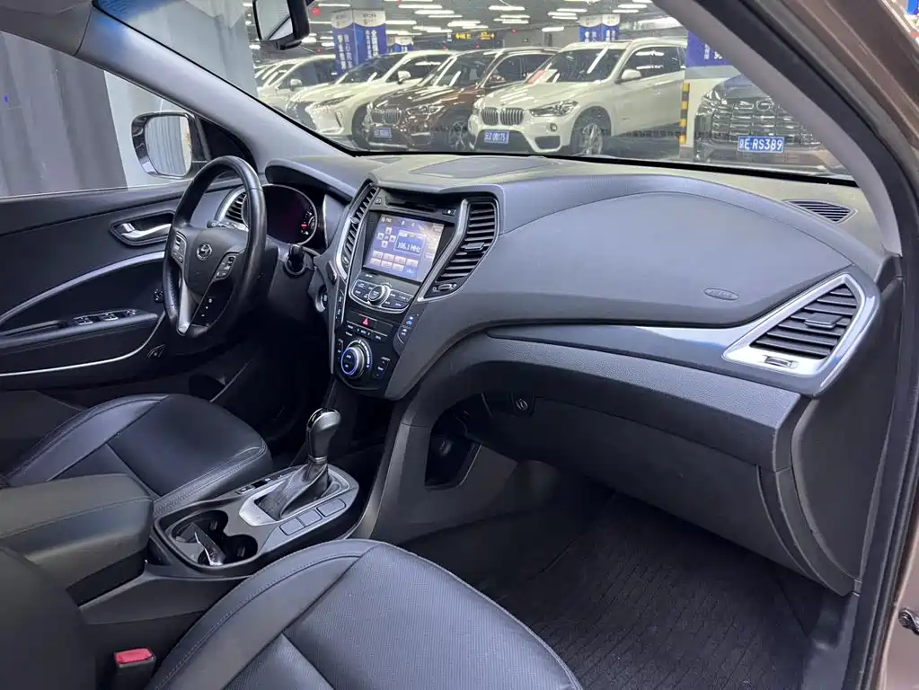 Hyundai Santa Fe 2.4L Auto 2WD Smart Type 5 seats, фото 15