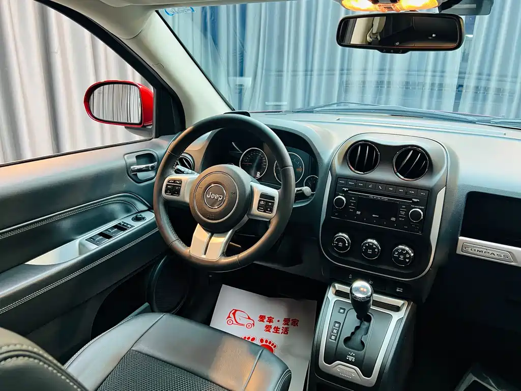 Jeep Compass (Import) — миниатюра 12