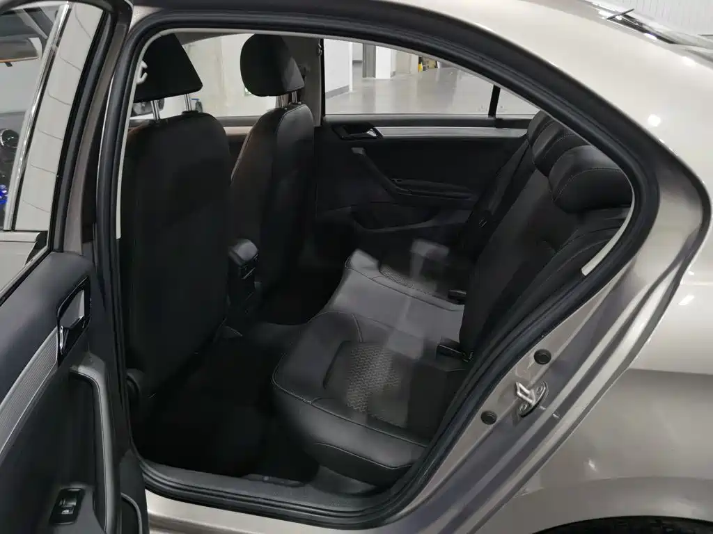 Jetta VA3 — миниатюра 15