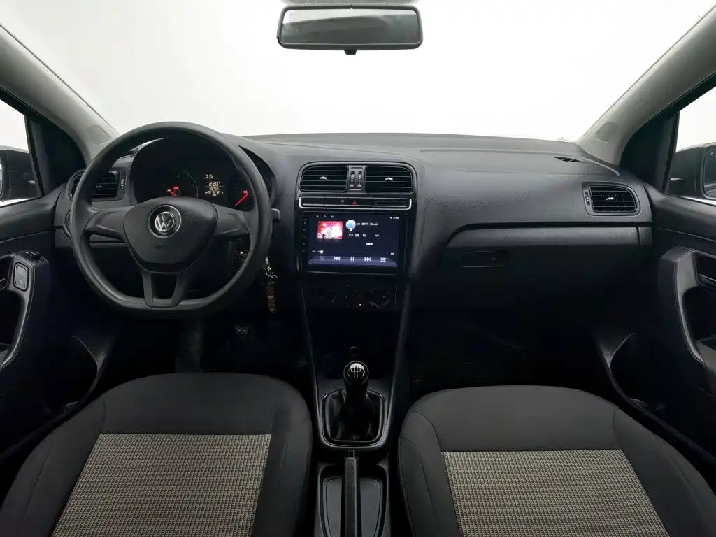 Volkswagen Polo — миниатюра 5