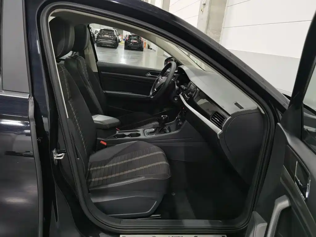 Volkswagen Lavida — миниатюра 23