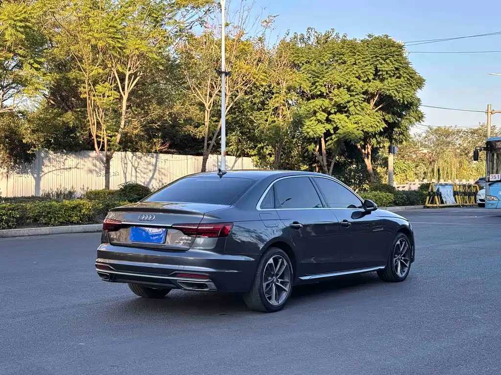 Audi A4L — миниатюра 5