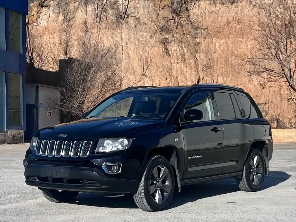 Jeep Compass (Import) 2016