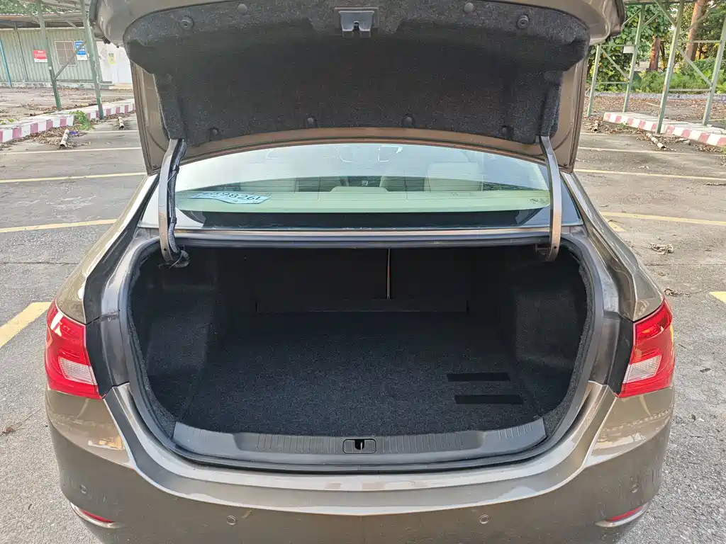 Buick Excelle — миниатюра 16