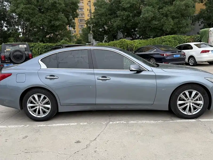 Infiniti Q50 — миниатюра 2