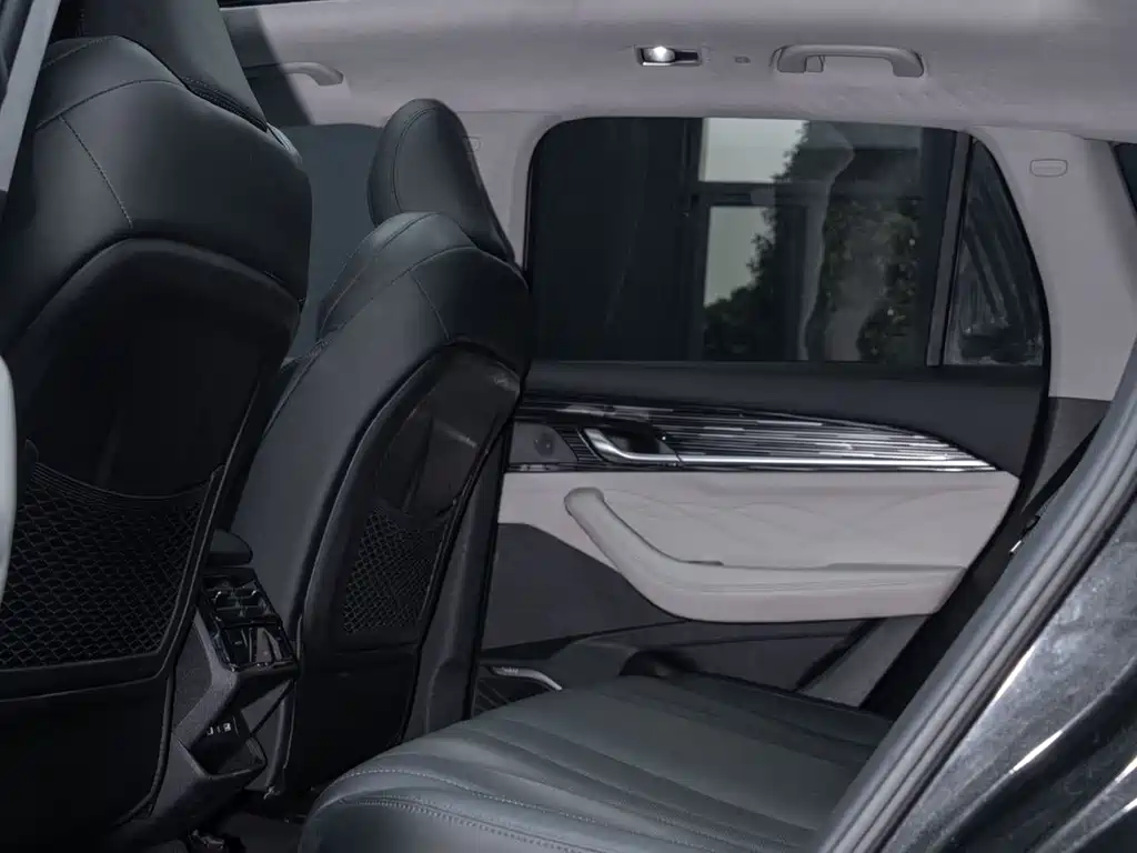 Geely Xingyue L — миниатюра 12