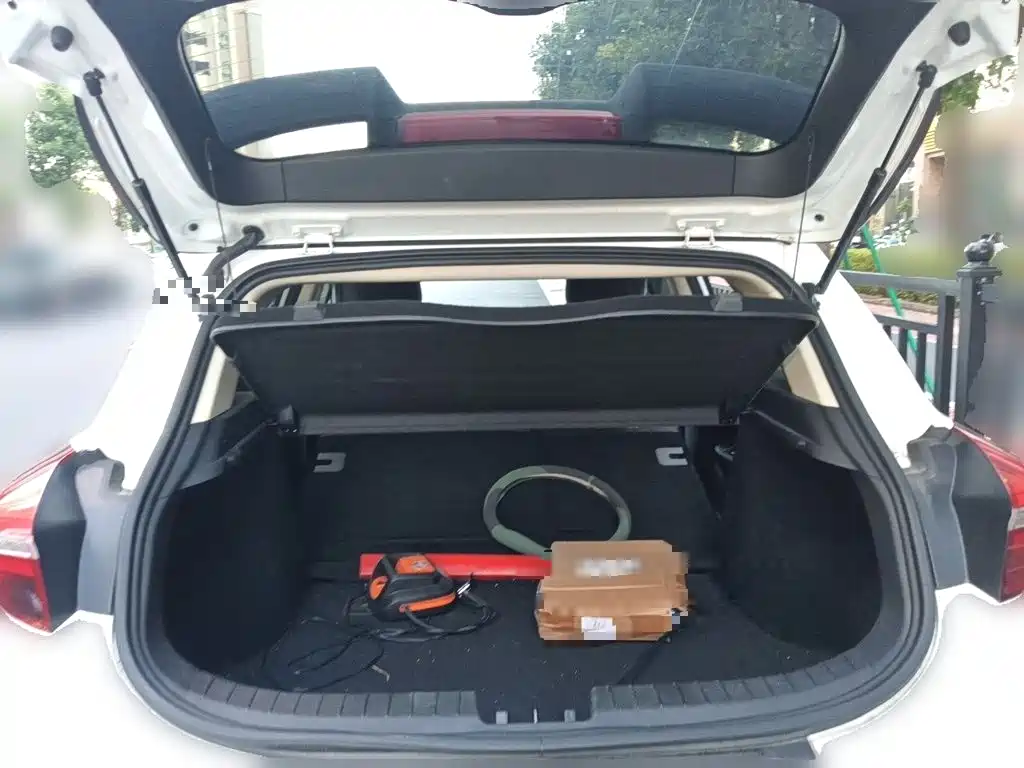 Geely Emgrand GS — миниатюра 15