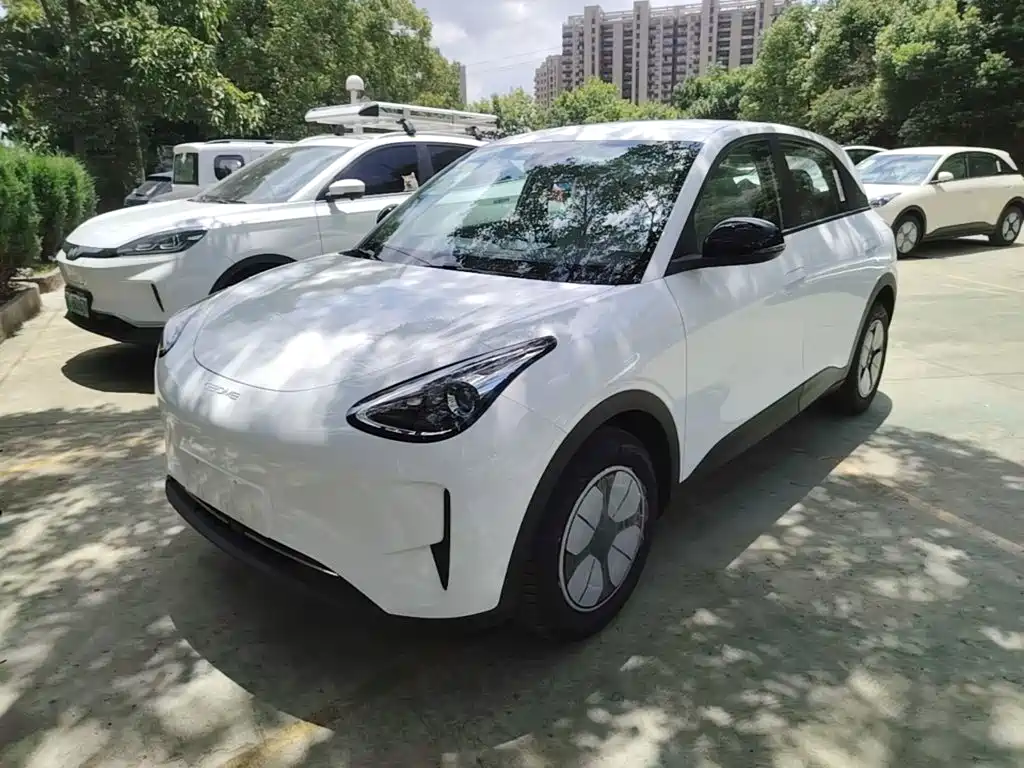 2026 Geely Xingyuan - zdjęcie 1 z 25