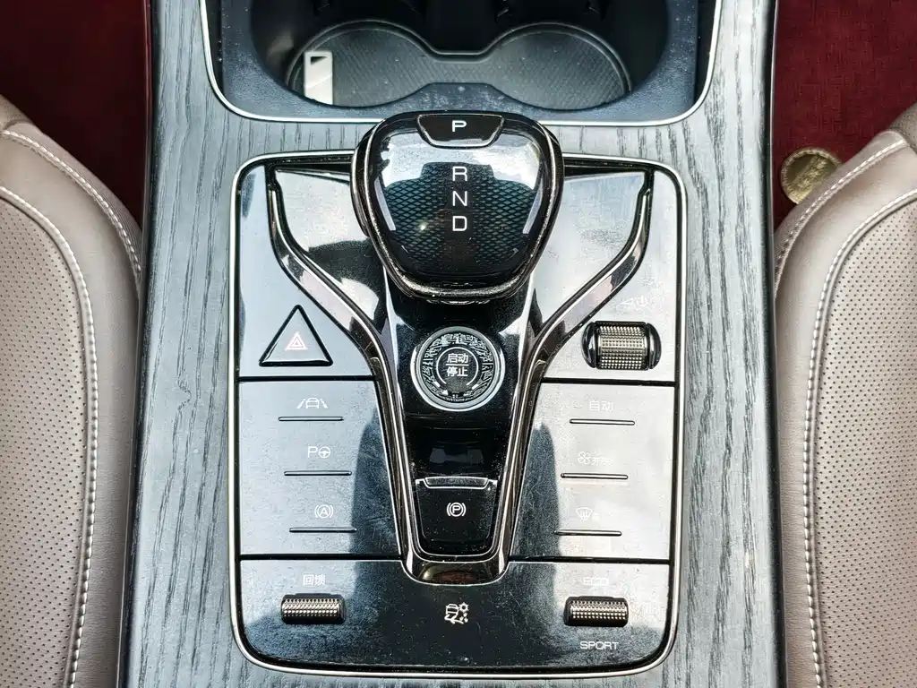 BYD Han — миниатюра 18
