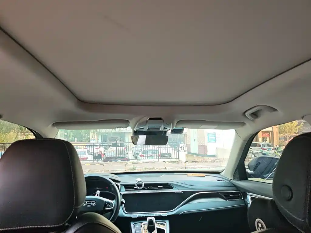 Geely Boyue — миниатюра 9