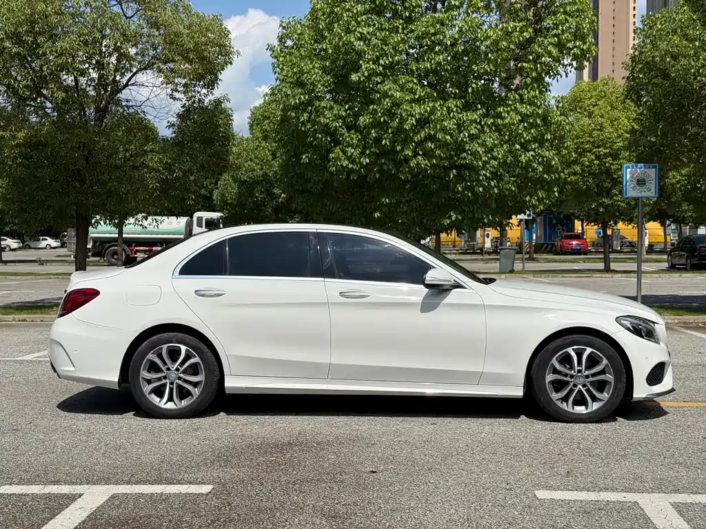 Mercedes-Benz C-Class C 2015 C 200 L Sport