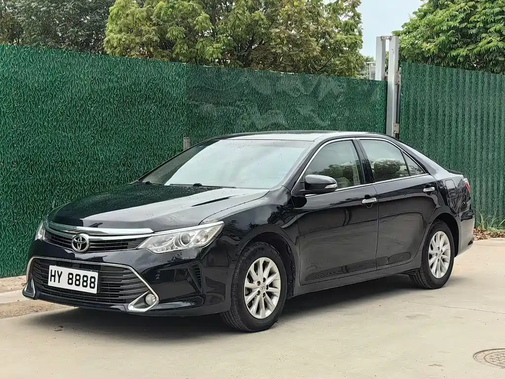 Toyota Camry 2016
