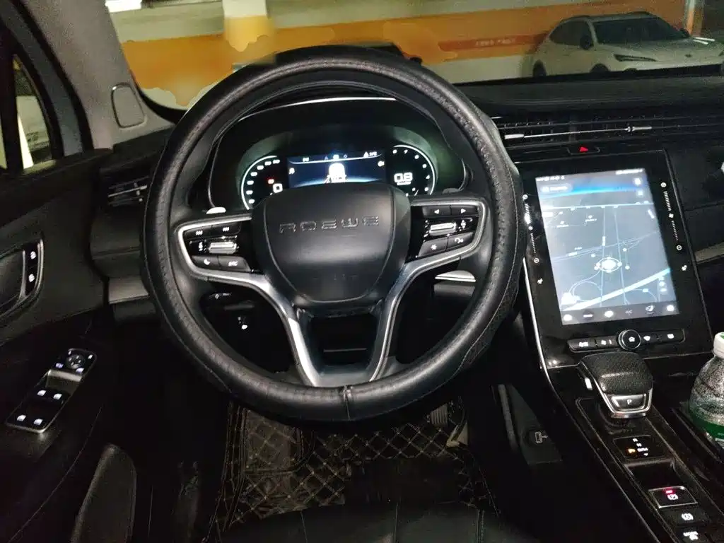 Roewe RX5 MAX — миниатюра 11