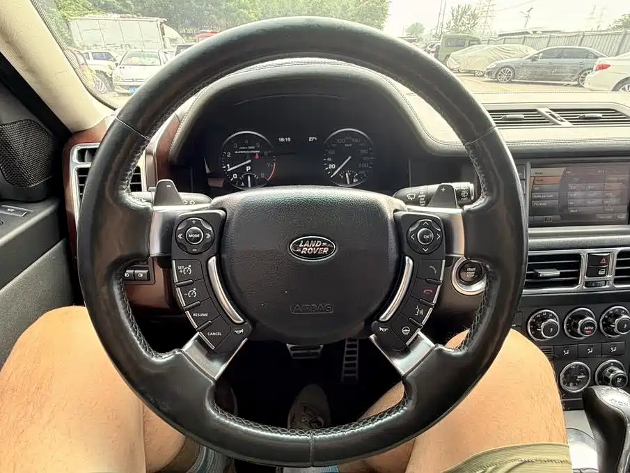 Land Rover Range Rover — миниатюра 33