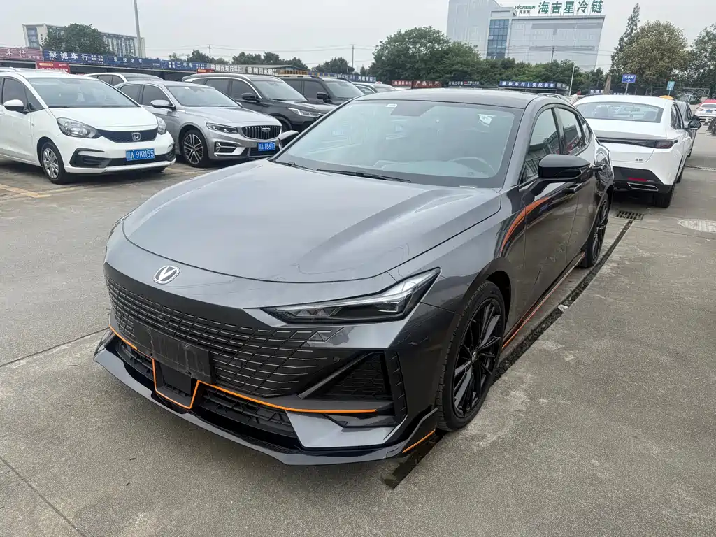 Changan UNI-V 2022