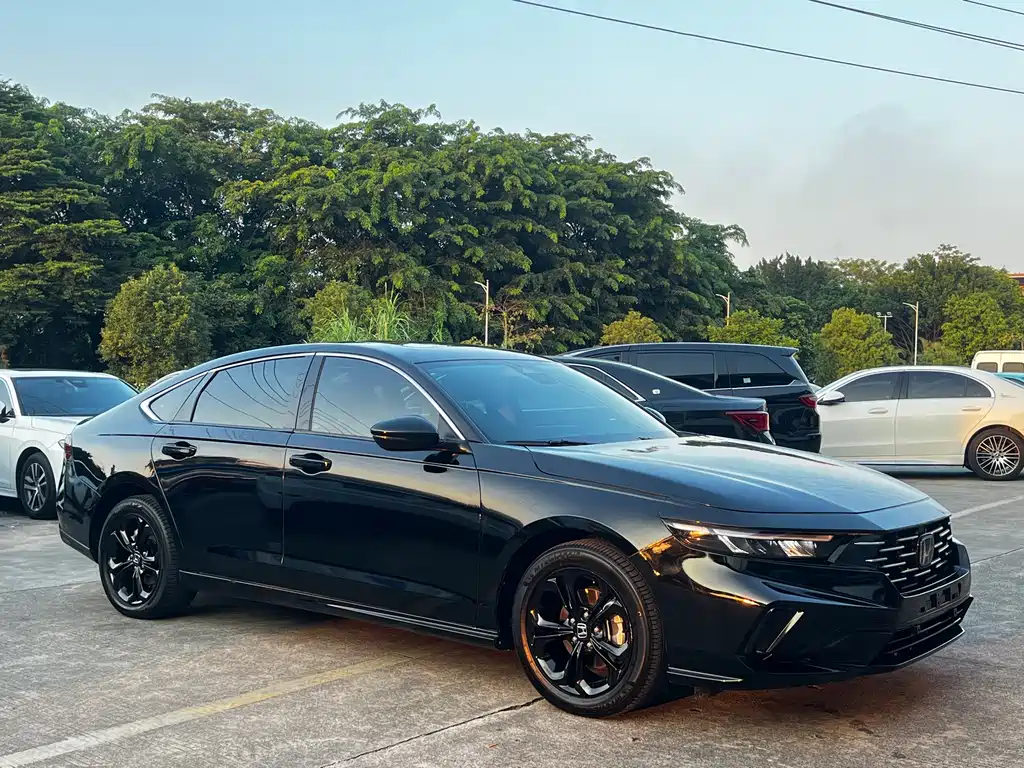 Honda Accord — миниатюра 3