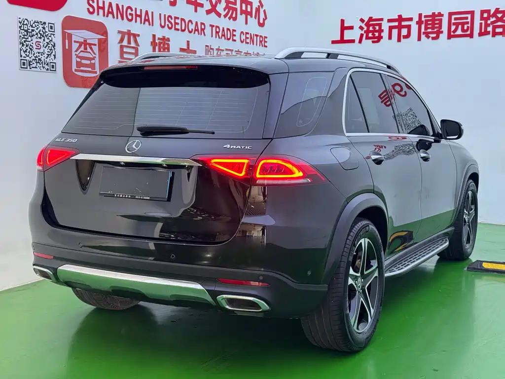 Mercedes-Benz GLE (Import) — миниатюра 28