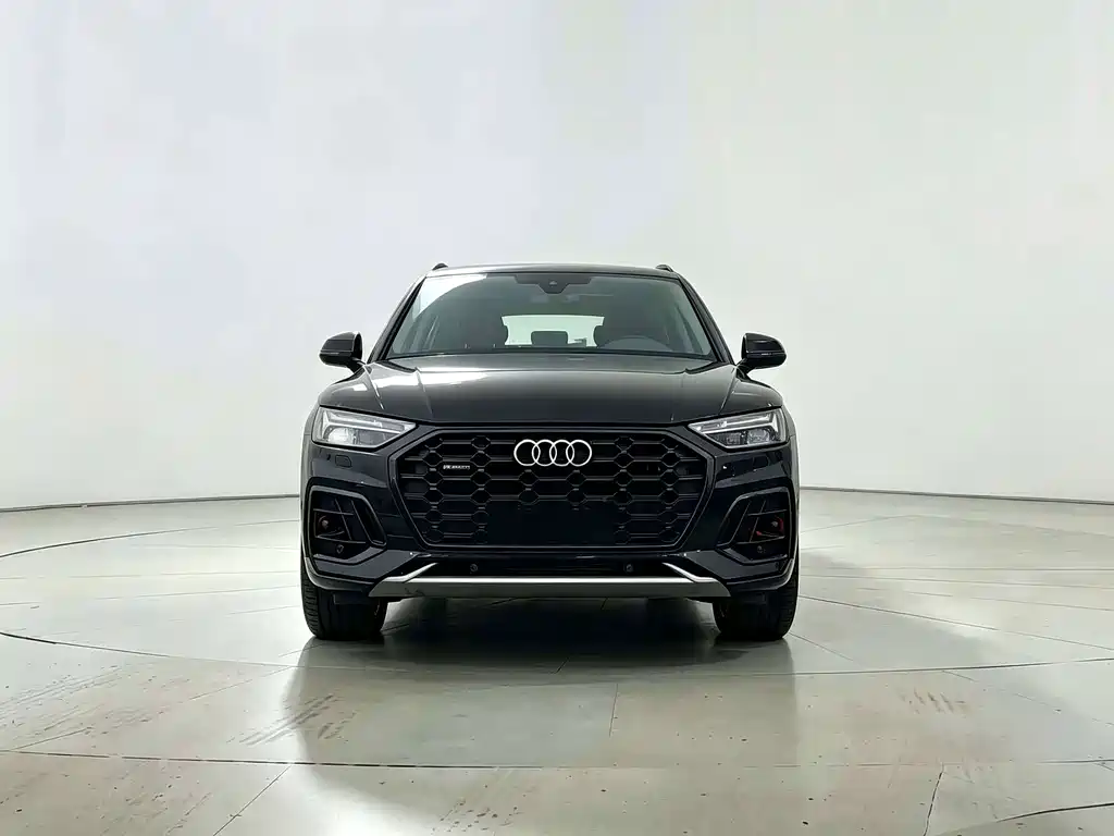 Audi Q5L — миниатюра 2
