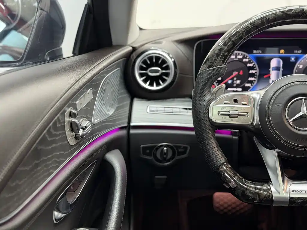 Mercedes-Benz CLS — миниатюра 11