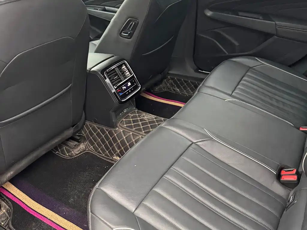 Volkswagen Passat — миниатюра 6