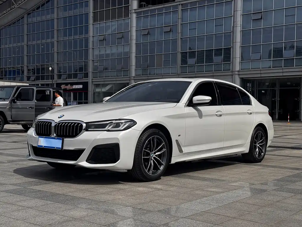BMW 5 Series 2022