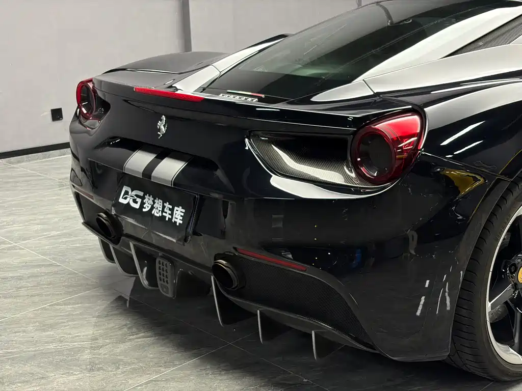 Ferrari 488 — миниатюра 9