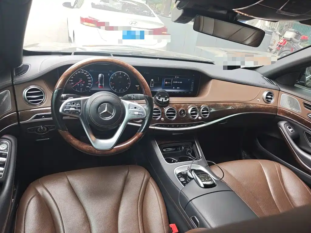 Mercedes-Benz S-Class — миниатюра 10