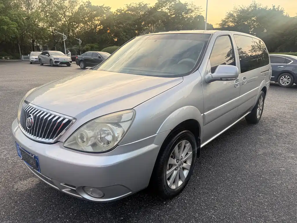 Buick GL8 2016