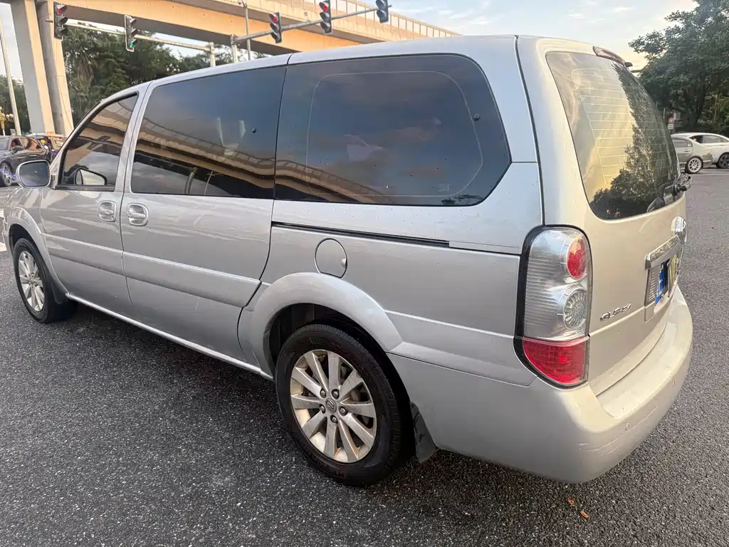 Buick GL8 2014 2.4L