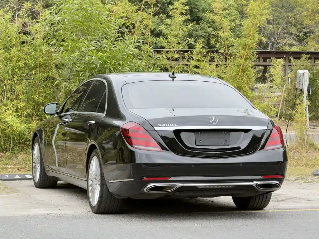 MERCEDES-BENZ S CLASS
