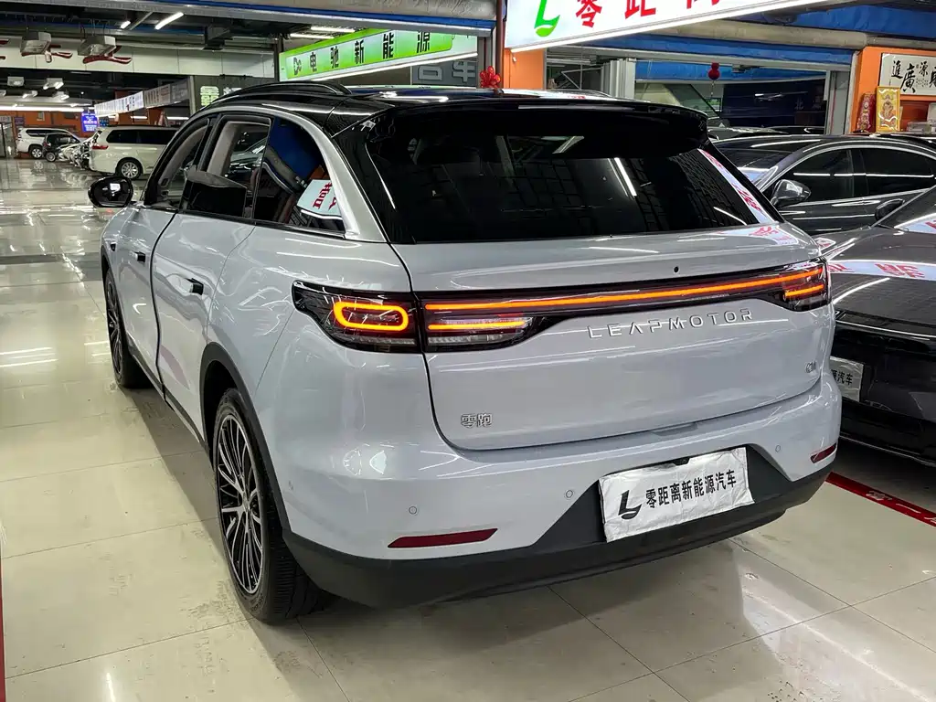Leapmotor Leapmotor C11 — миниатюра 4