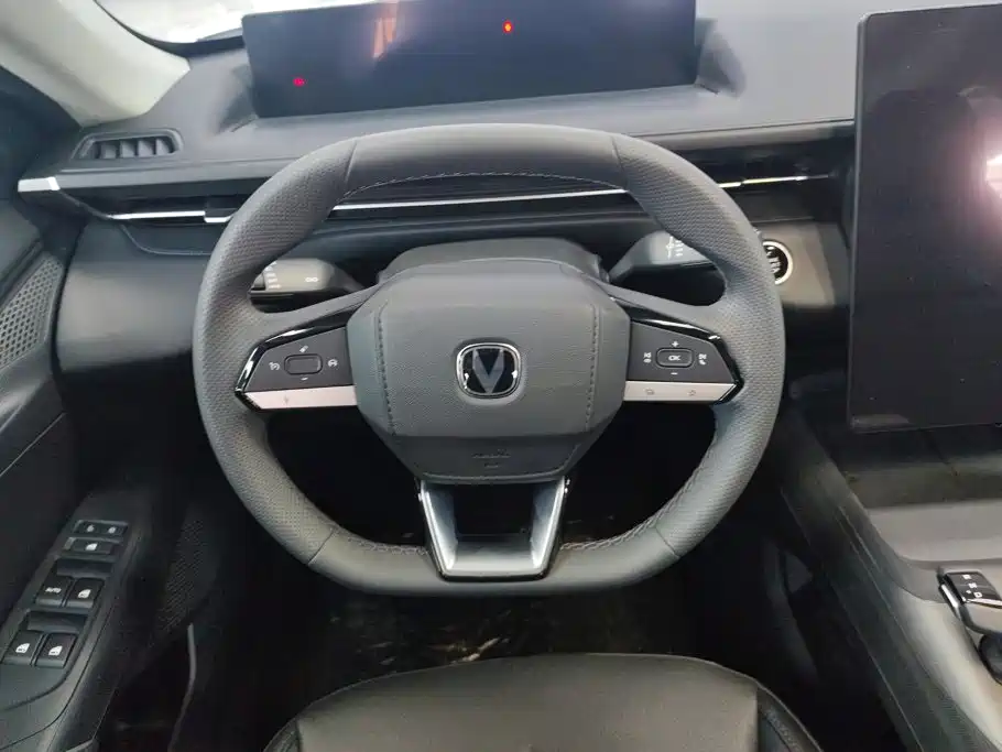 Changan Eado — миниатюра 15