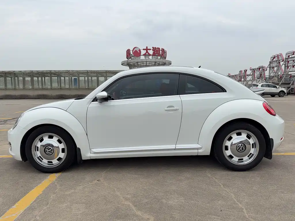 Volkswagen Beetle — миниатюра 7