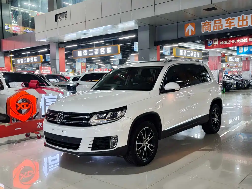 Volkswagen Tiguan 2016 300TSI AT Luxury