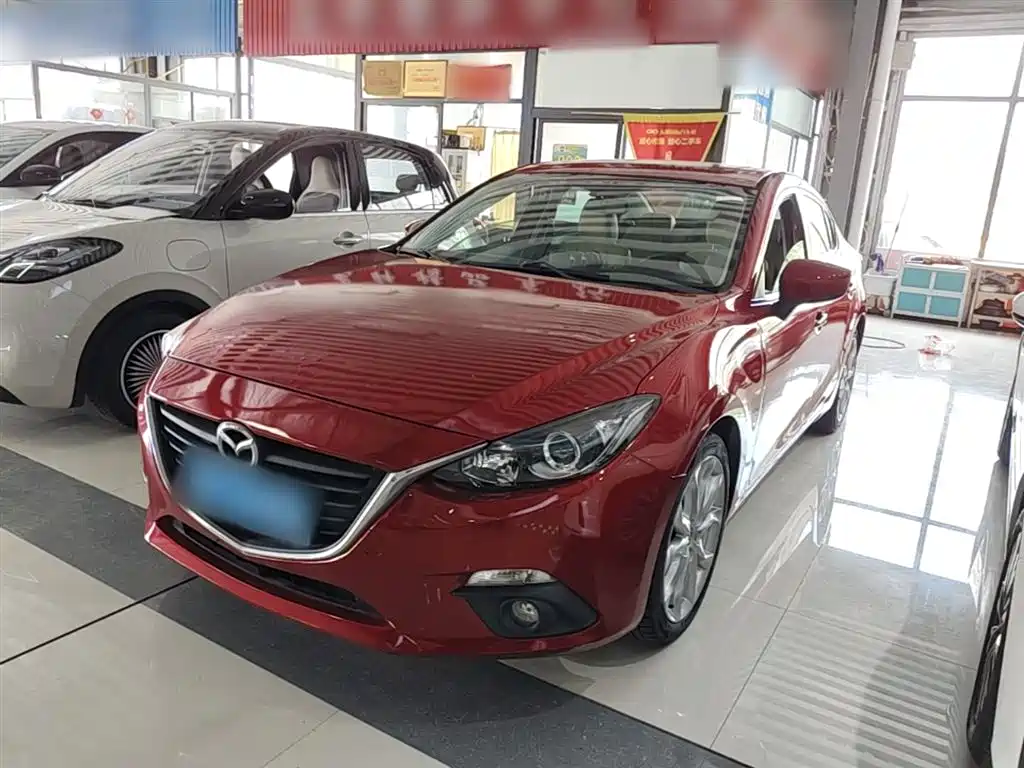 Mazda 3 Axela 2015