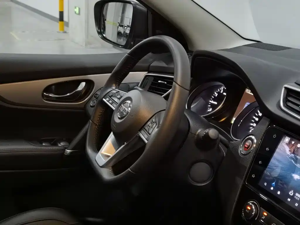 Nissan Qashqai — миниатюра 22