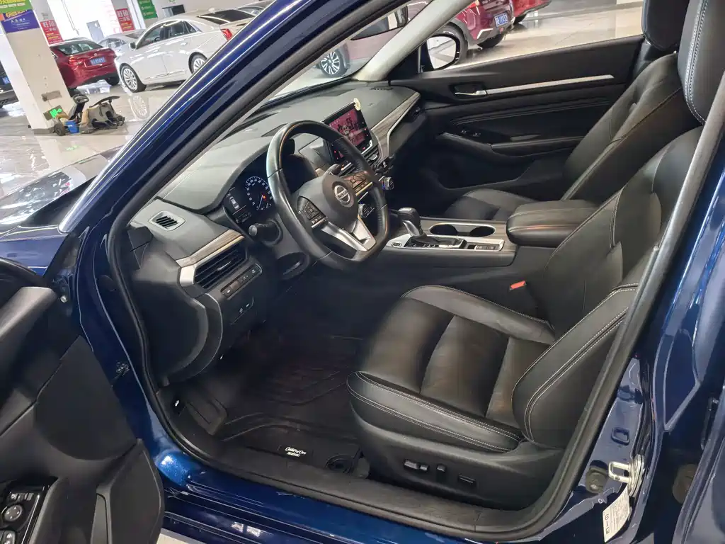 Nissan Teana — миниатюра 7