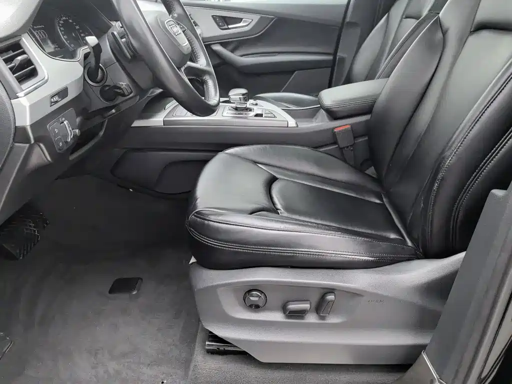 Audi Q7 — миниатюра 20