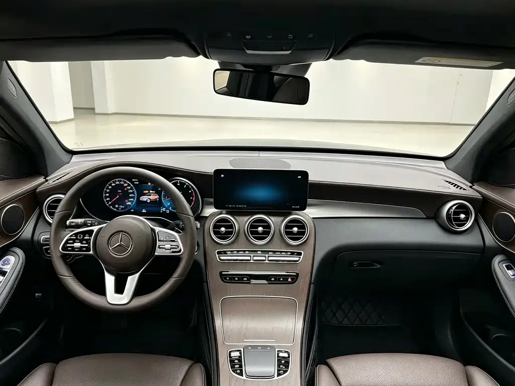 Mercedes-Benz GLC — миниатюра 9
