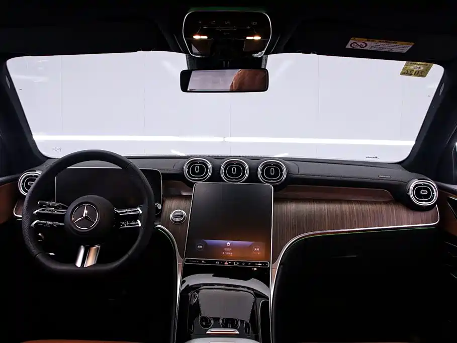 Mercedes-Benz GLC 2024 GLC 300 L 4MATIC 5 мест