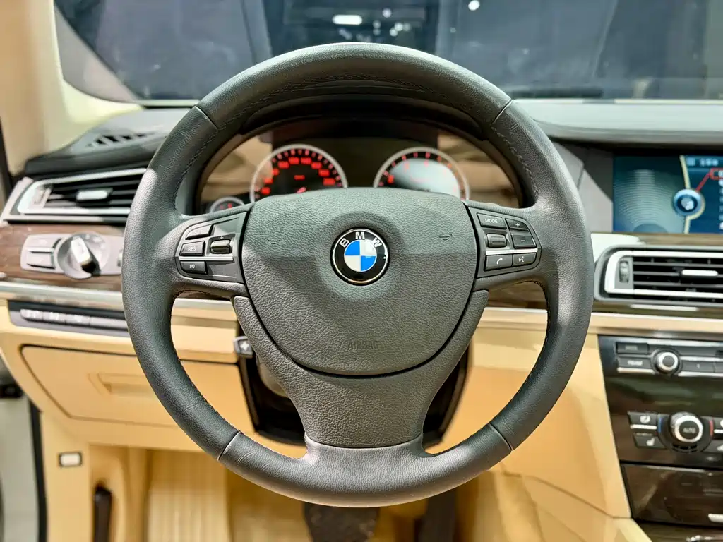BMW 7 Series 7 2010 4.4T