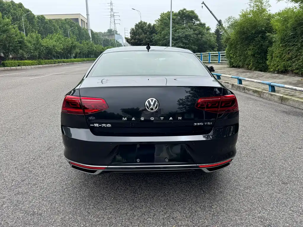 Volkswagen Magotan 2020 330TSI DSG Lead