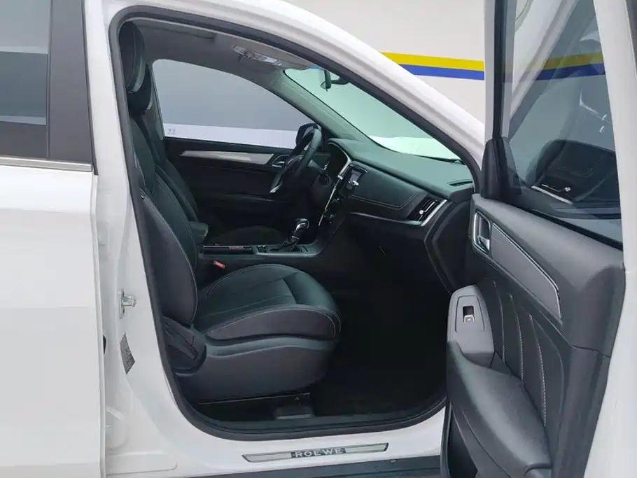 Roewe RX5 — миниатюра 8