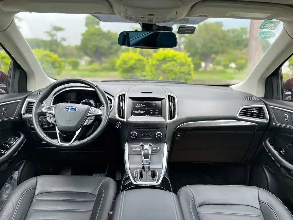 Ford Edge 2015 2.0T GTDi