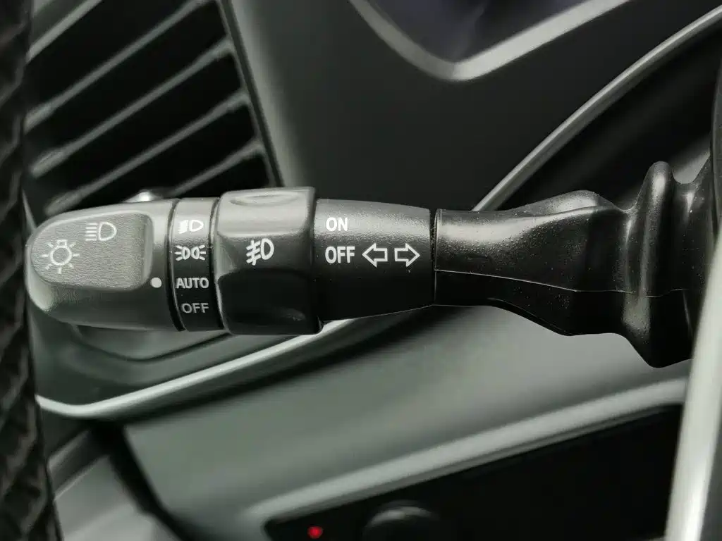 MAXUS V80 — миниатюра 21