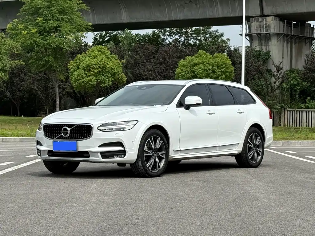 Volvo V90