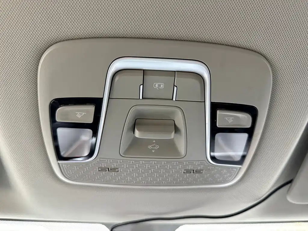 GEELY AUTOMOBILE BINYUE