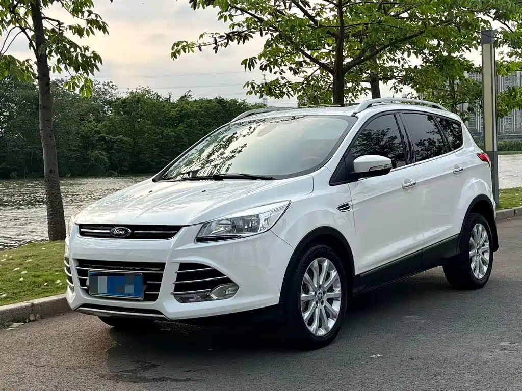 Ford Kuga 2014