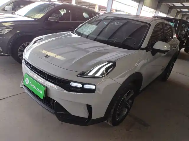 2022 Lynk & Co 06